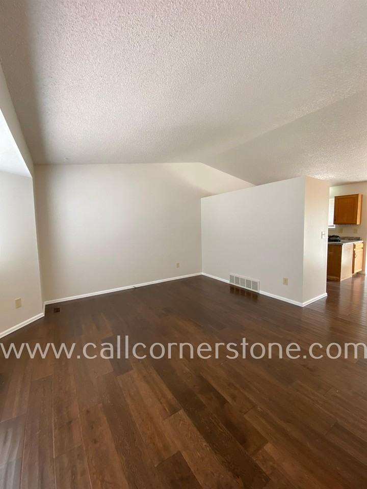 3795 Valley View St #1 - Photo 5 of 15
