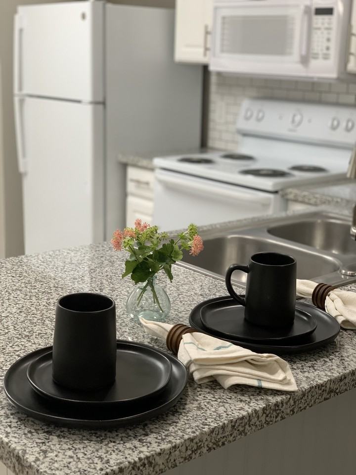 5833 7th St - Photo 6 of 20