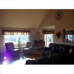 102 Baybury Dr - Photo 3 of 12