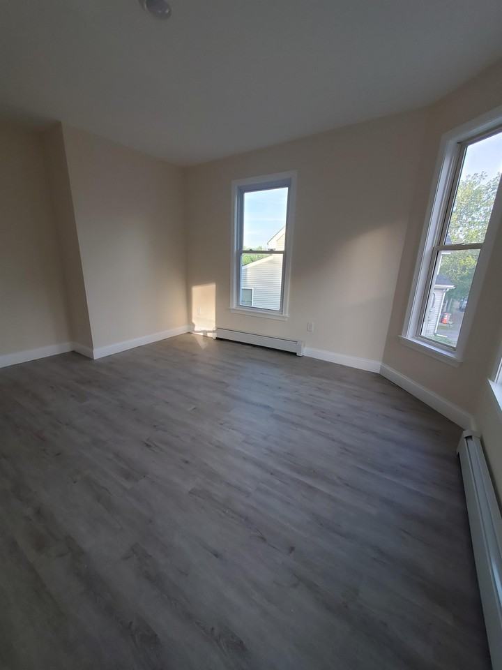 45 Bellevue Avenue #1 - Photo 3 of 9