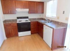 9211 Nieman Rd - Photo 2 of 11