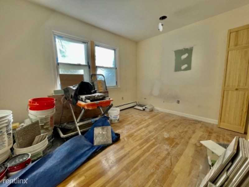 25 Jefferson St - Photo 3 of 8