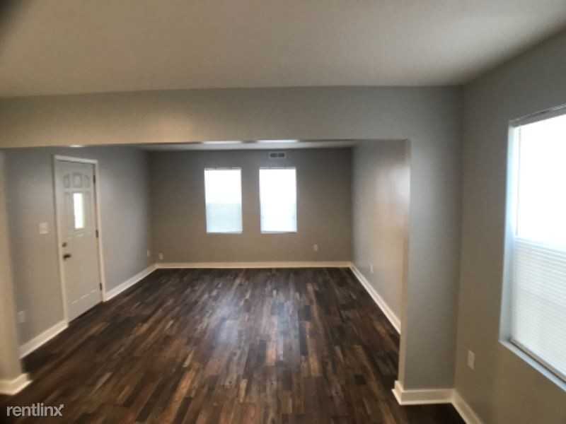 319 N Werber St - Photo 3 of 23