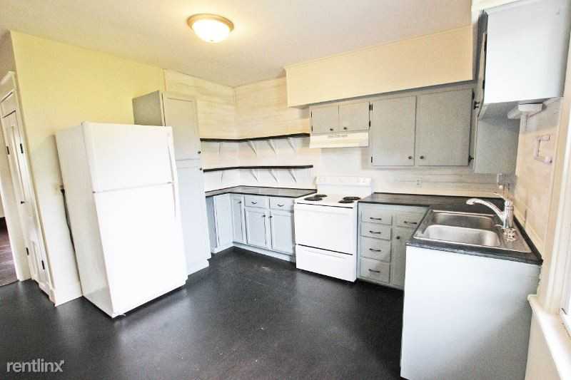 201 E High St - Photo 3 of 12