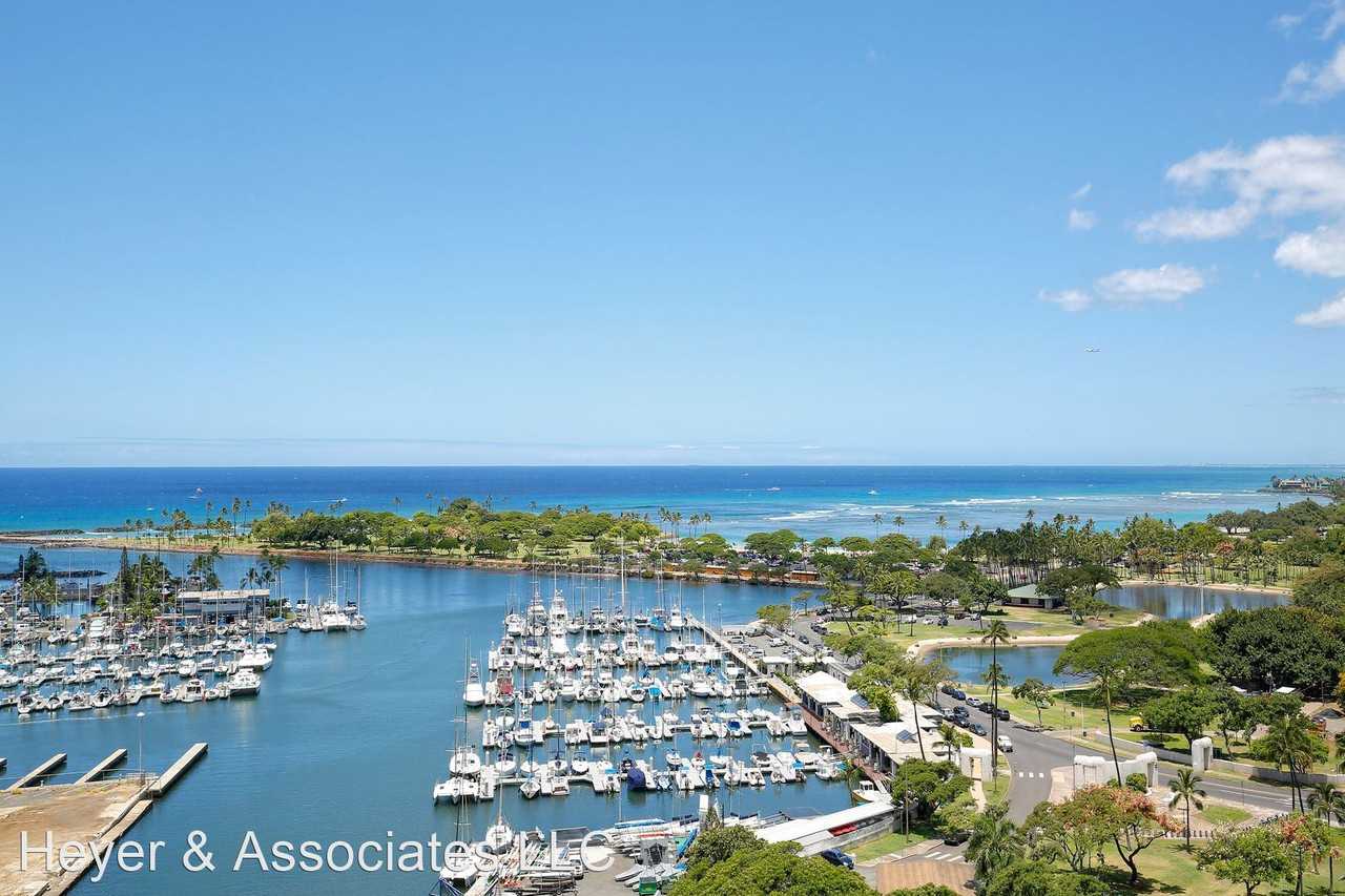 1650 Ala Moana Blvd #1811