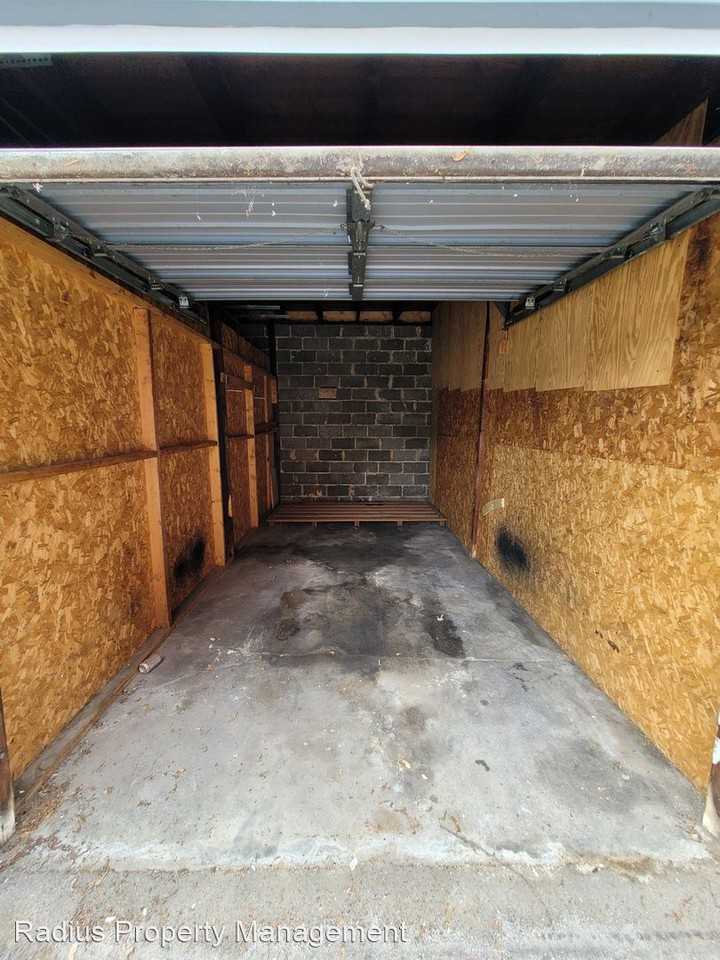 600 West College Ave - Photo 3 of 3