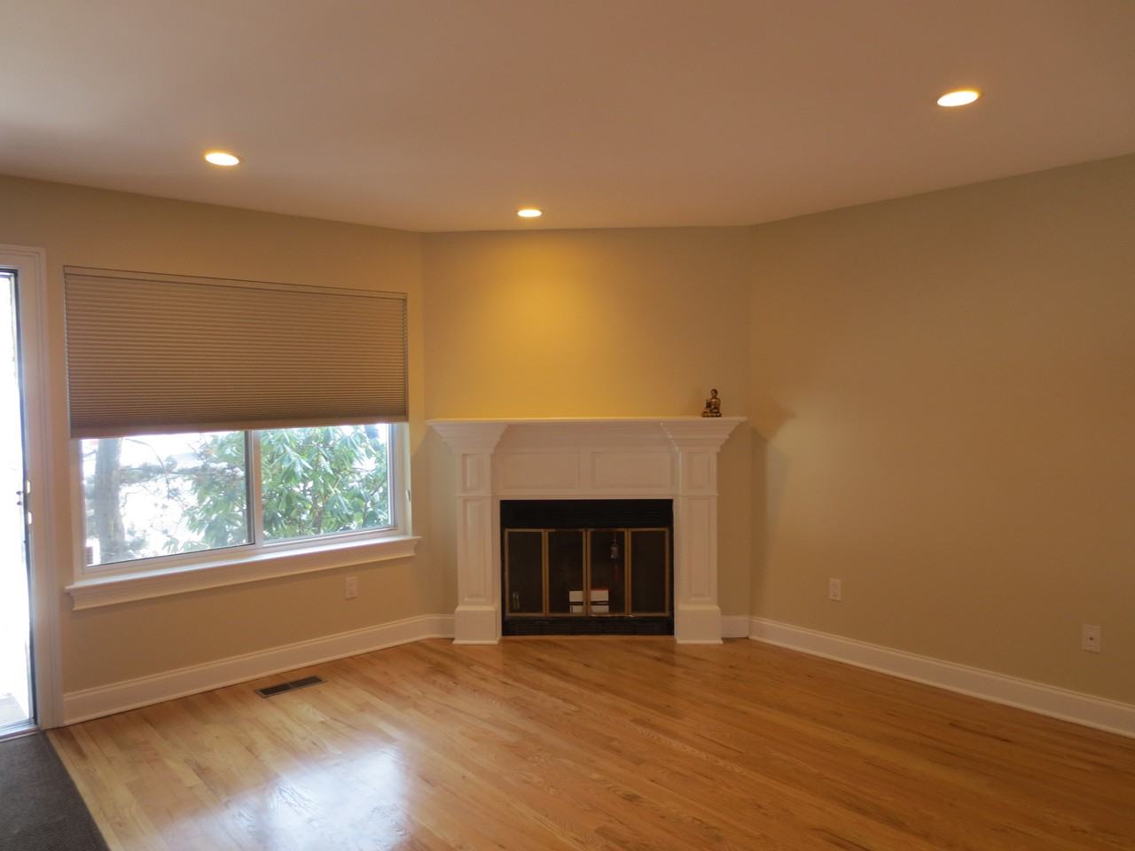 21 Linden St #4 - Photo 2 of 10