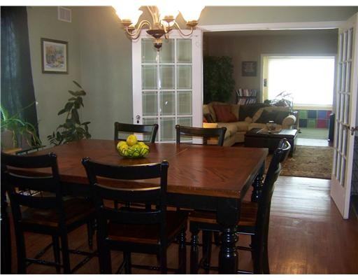 103 Jackson St - Photo 3 of 6
