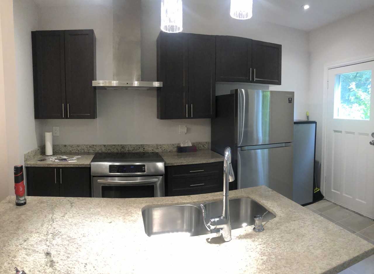 20 Burlington St E - Photo 2 of 7