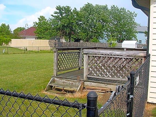 972 Red Maple Ct - Photo 3 of 4