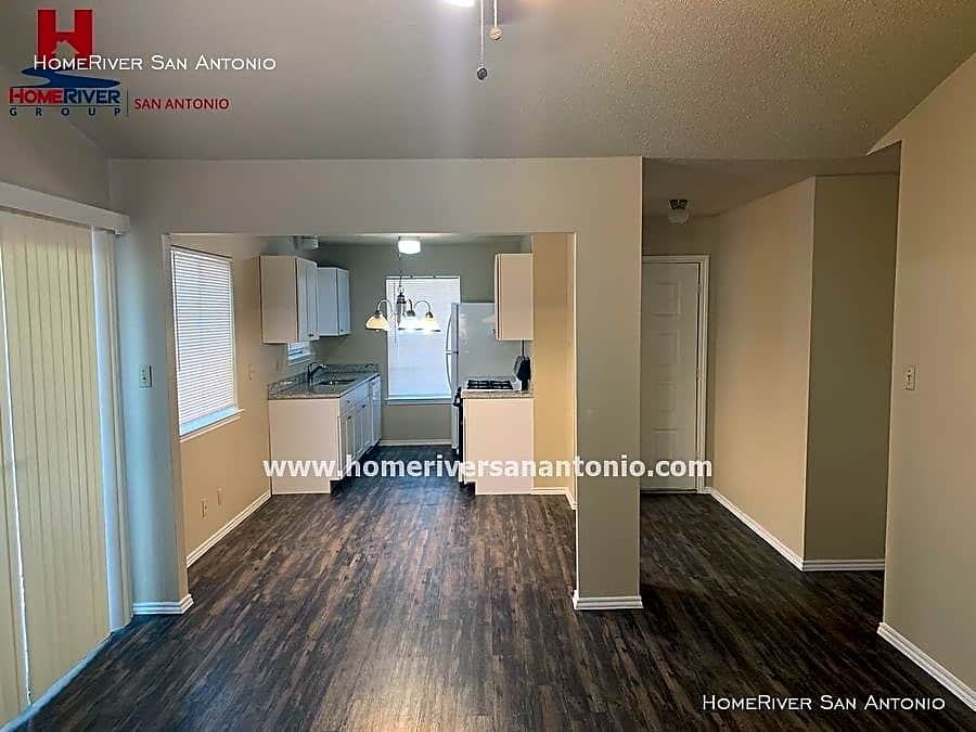 8927 Emerald Spg - Photo 3 of 10
