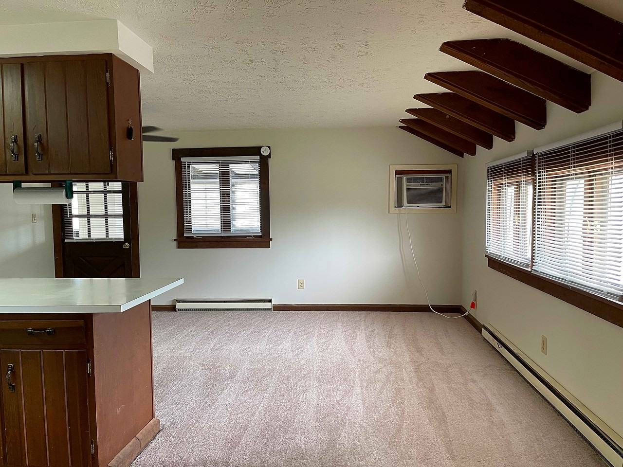 161 N Jefferson St #Apt. - Photo 2 of 15