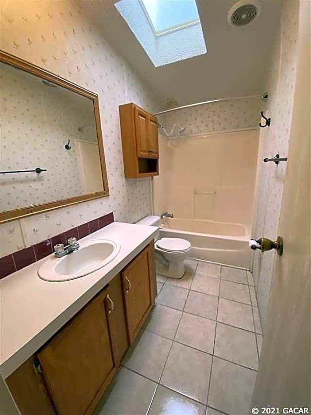 9628 Holden Park Rd - Photo 2 of 17