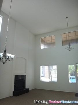 6809 S 58th Ave - Photo 2 of 15