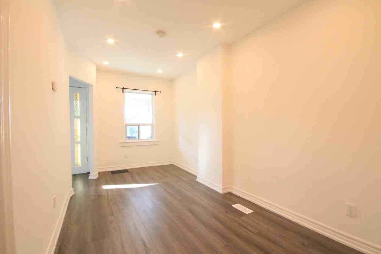 54 Eversfield Road - Photo 2 of 17