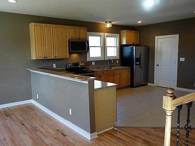 2700 Buchanan St - Photo 2 of 13