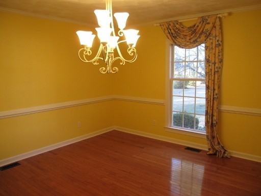 4504 Wentworth Ct - Photo 3 of 17