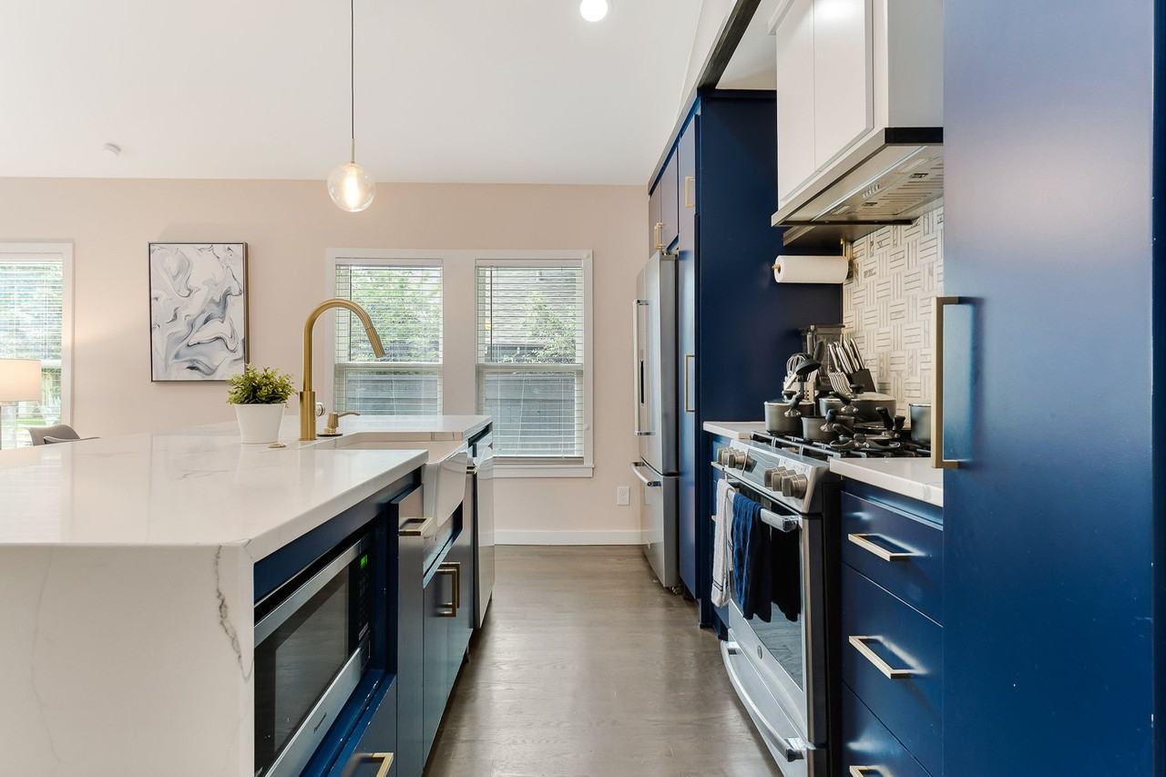 1124 Brunner Ave #A - Photo 3 of 36