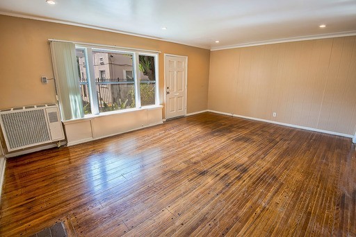 1627 N Normandie Ave #05 - Photo 3 of 11