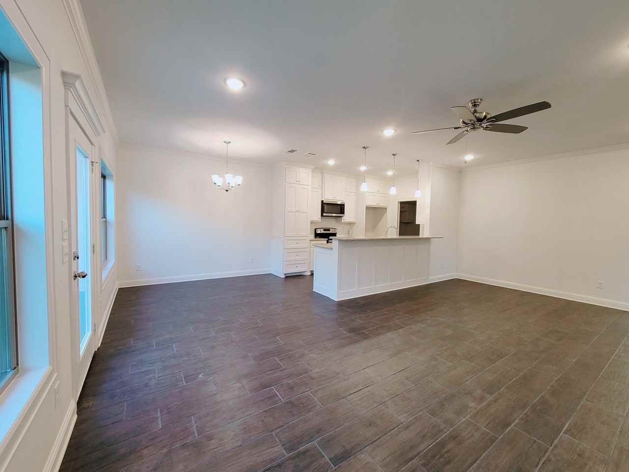 826 Lindsey Ln #1 - Photo 2 of 16