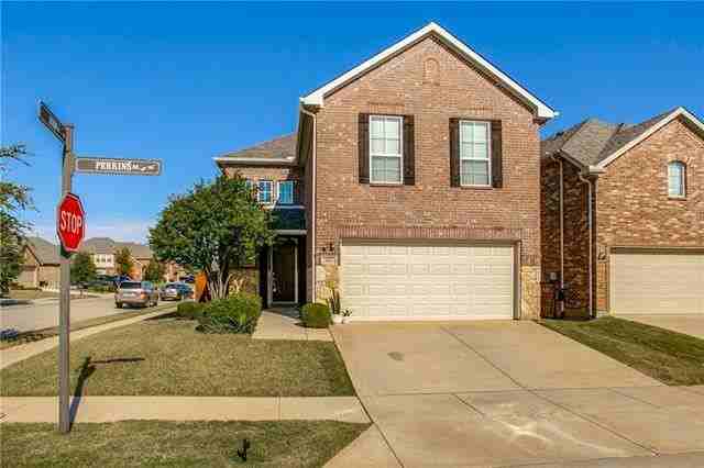 301 Perkins Dr - Photo 2 of 16