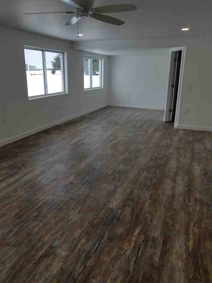 3297 W Weidman Rd - Photo 2 of 3