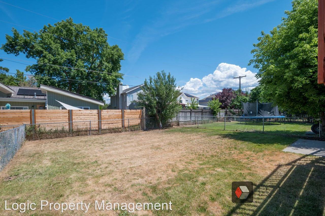 363 E. 7670 S. - Photo 2 of 23