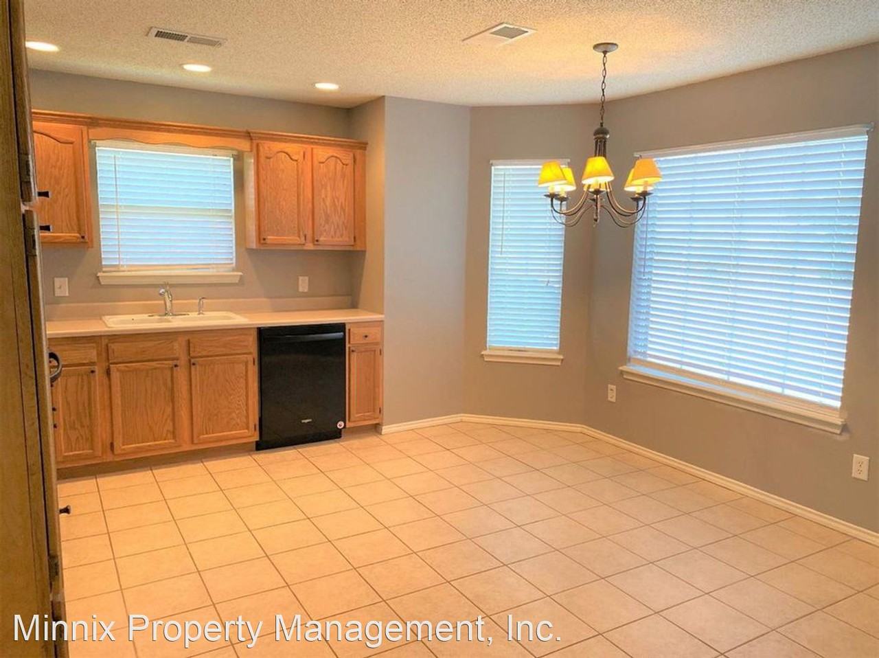 10604 Boston Ave - Photo 3 of 16