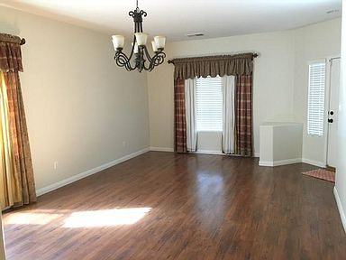 10905 Alexander Falls Ave - Photo 2 of 6