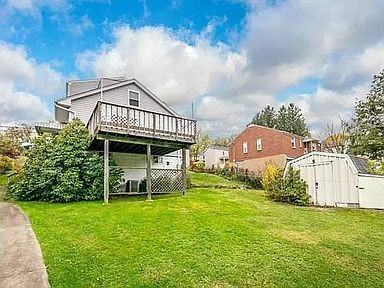 3180 Mcroberts Rd - Photo 2 of 10