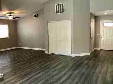 53775 Eisenhower Dr - Photo 3 of 25