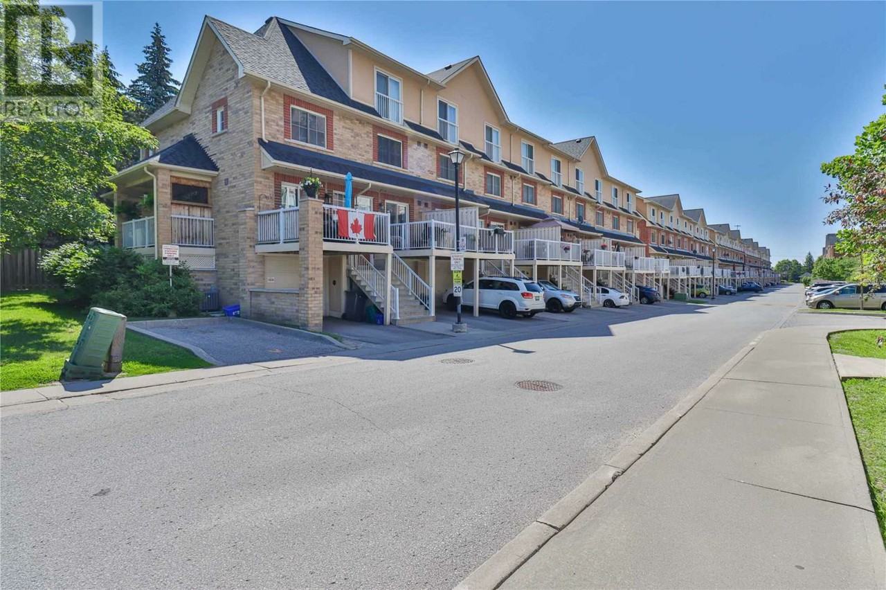 1775 Valley Farm Road, Pickering, ONTARIO L1V 0A5 3 Bedroom Apartment