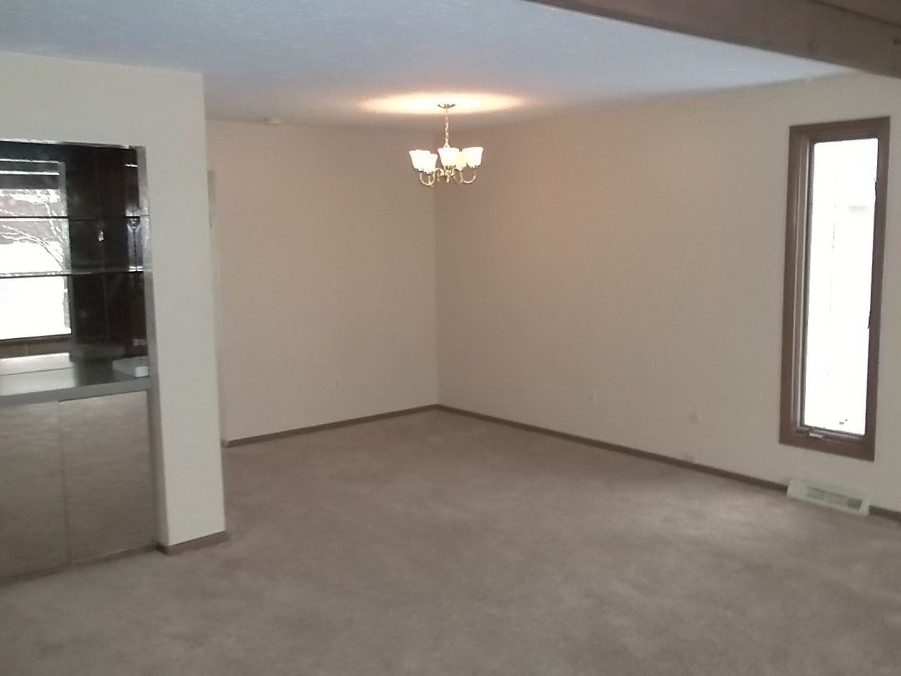 1363 Belvoir Mews - Photo 3 of 17