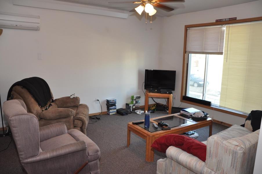 103 9th St - Photo 2 of 13