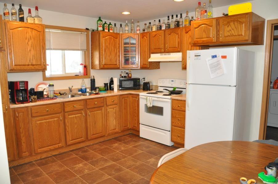 103 9th St - Photo 3 of 13