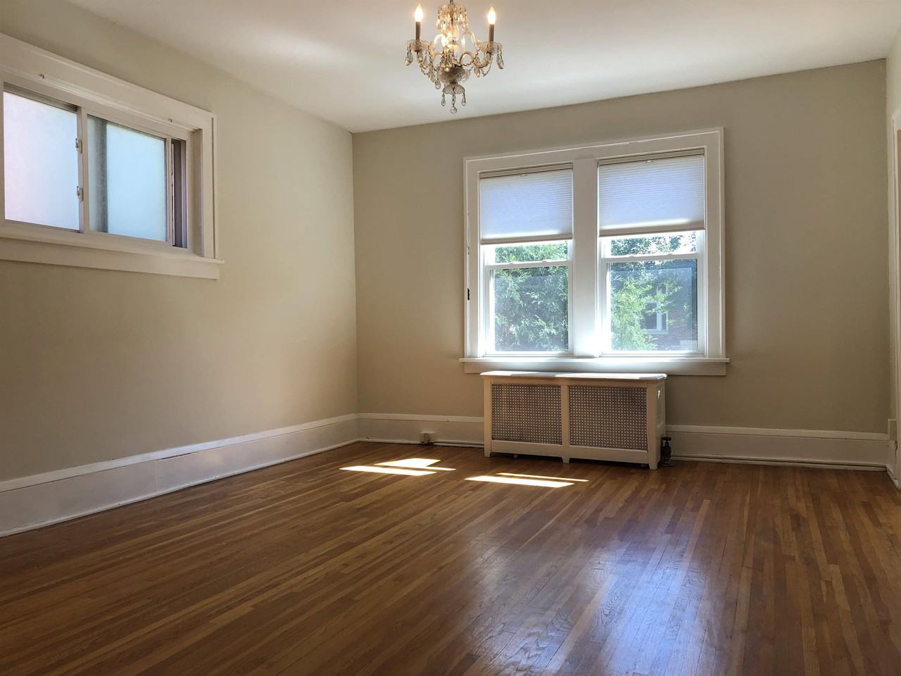 3528 Emerson Ave S #5 - Photo 3 of 15