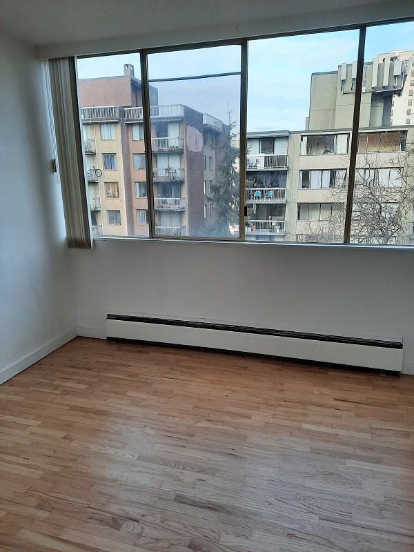 Laurentian Towers - Photo 3 of 10