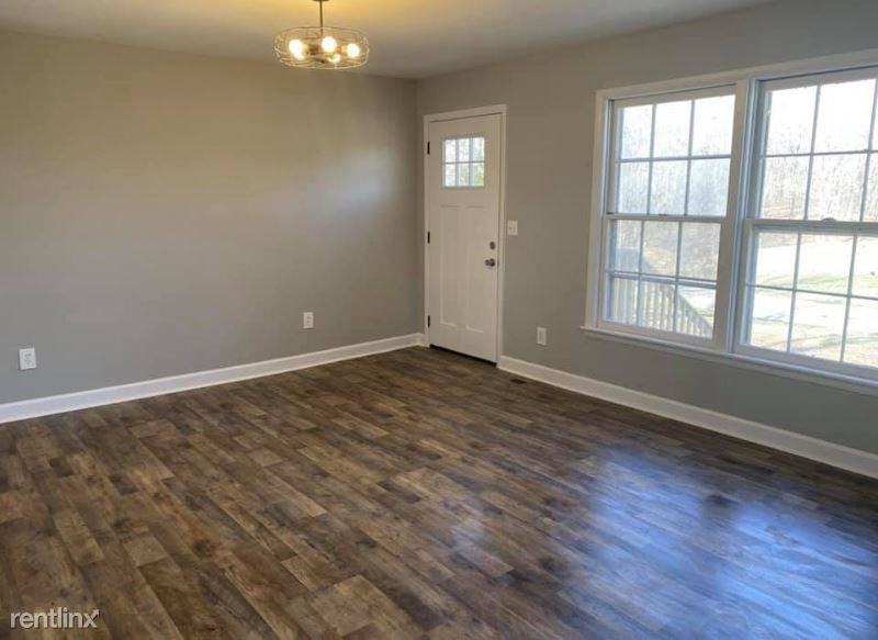 114 Mount Horeb Rd - Photo 3 of 11