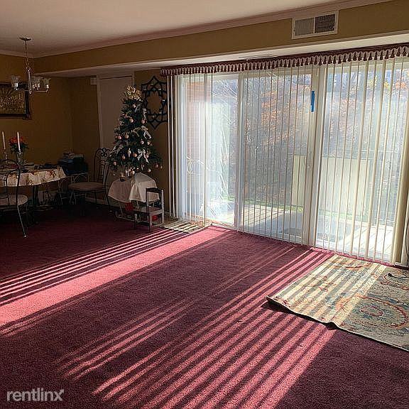 2301 Olson St - Photo 2 of 10