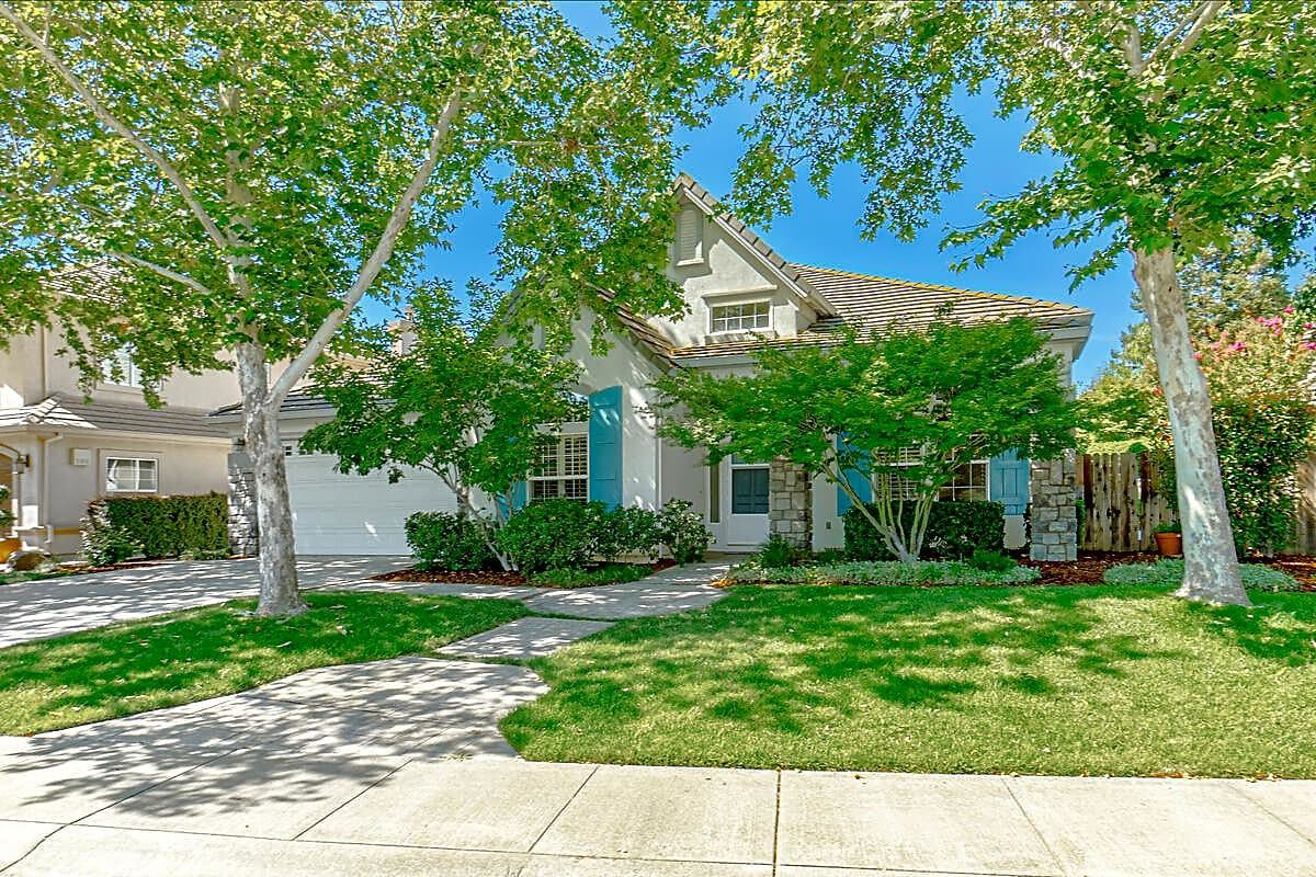 3411 La Playa Dr - Photo 2 of 10