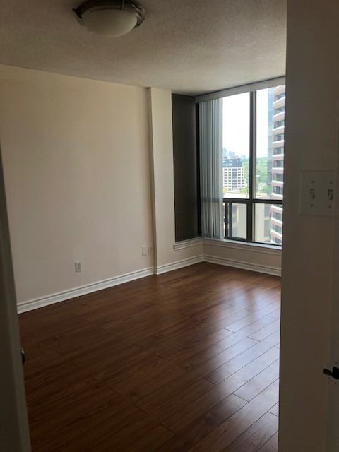 40 Scollard Street - Photo 8