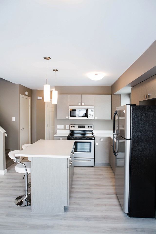 189 McKenzie Avenue - Photo 2 of 11