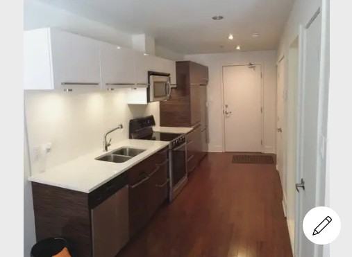 109 Rue Charlotte #101
