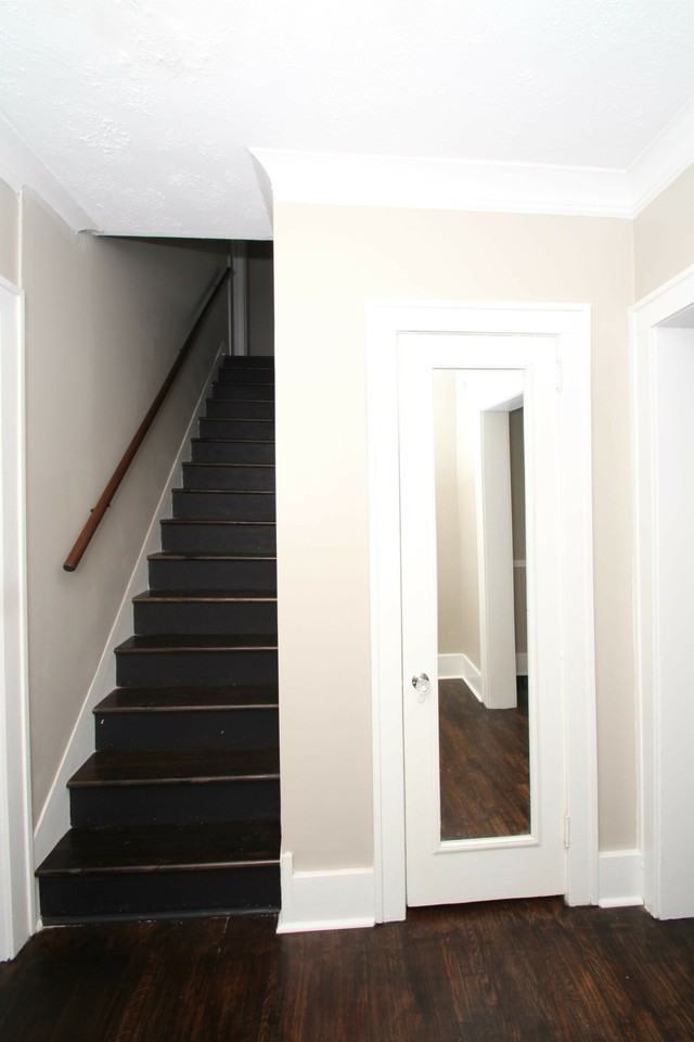 1905 College Ave Se - Photo 3 of 28