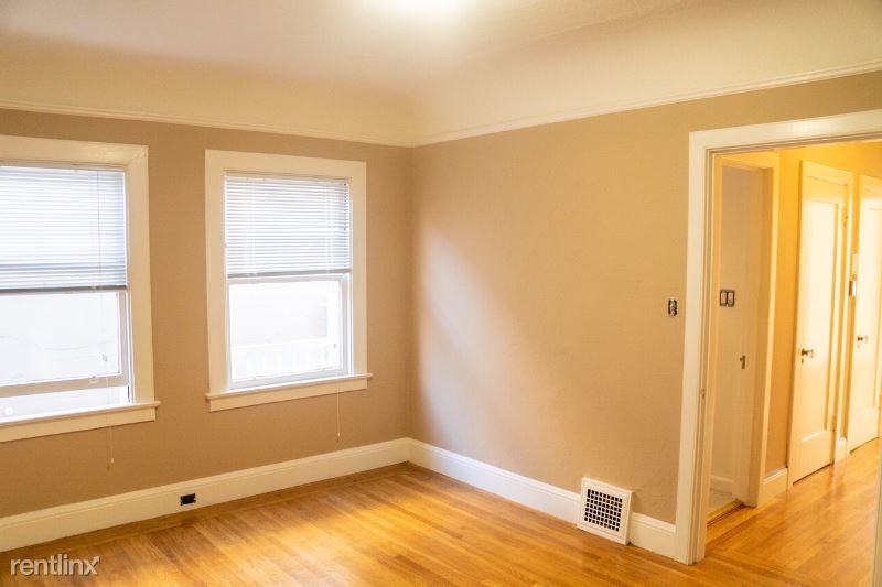 1212 El Camino Real - Photo 3 of 8