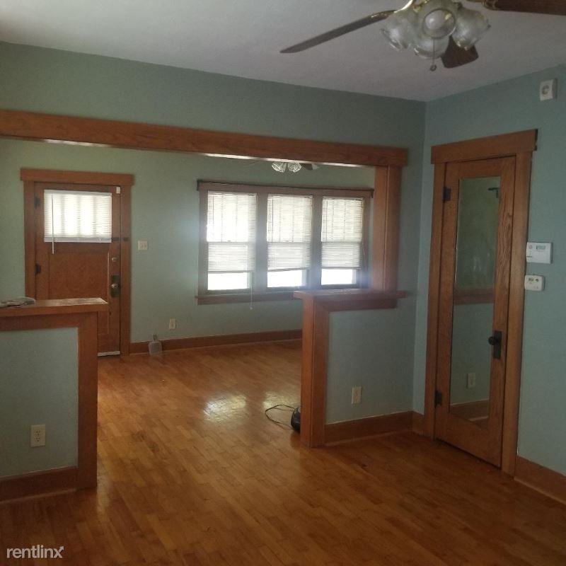 1228 Sw Jewell Ave - Photo 3 of 12