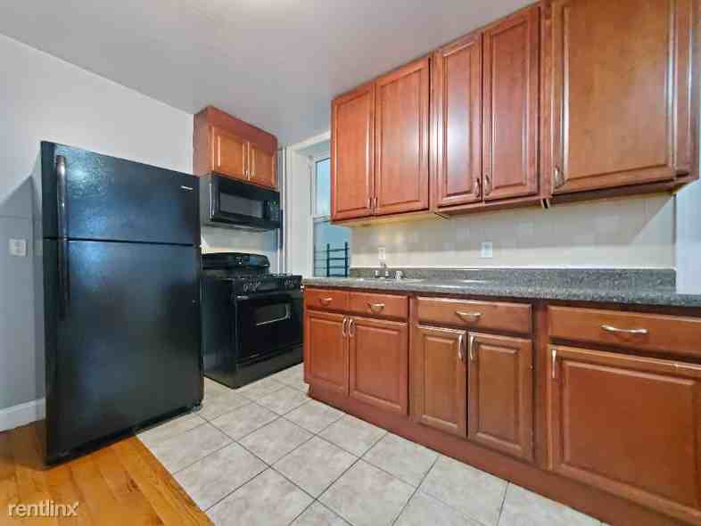 69 69 W 53rd St 2, Bayonne, NJ 07002 2 Bedroom Apartment for 1,424