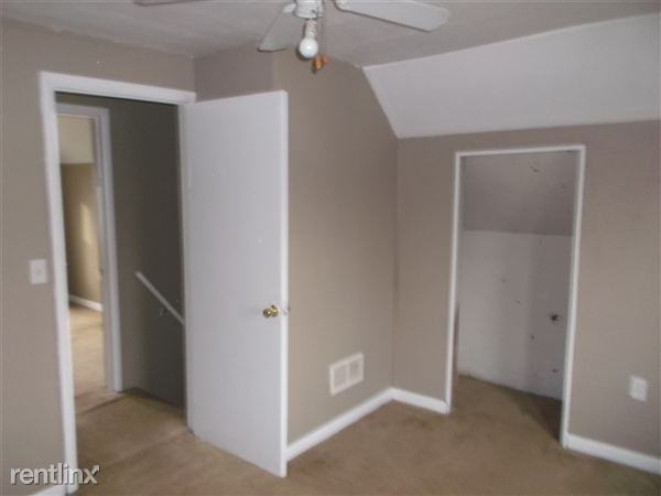 1053 E Frances Rd - Photo 3 of 7