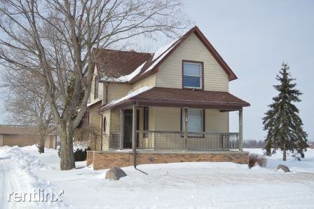 6810 Starville Rd - Photo 2 of 17