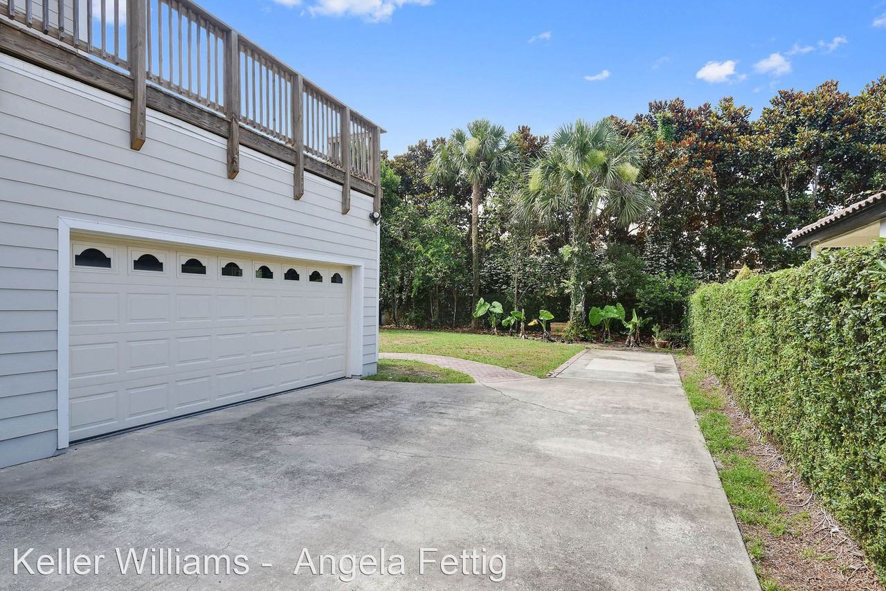 1580 Oakhurst Ave - Photo 2 of 34